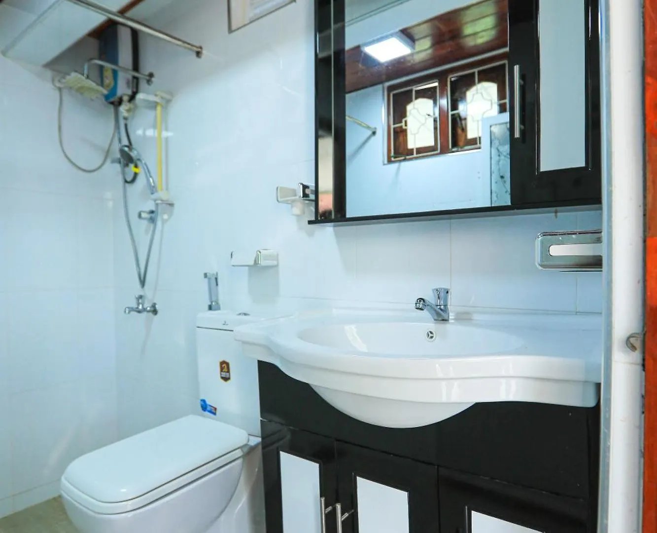 Green Gate House Rooms Kochchikade Guest house